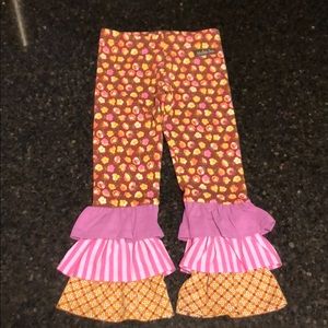 EUC MJ Bennys, size 4